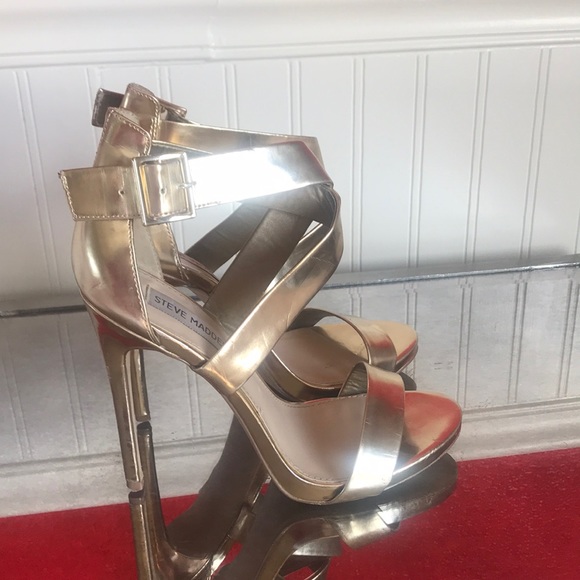 Steve Madden gold heels - Picture 2 of 3